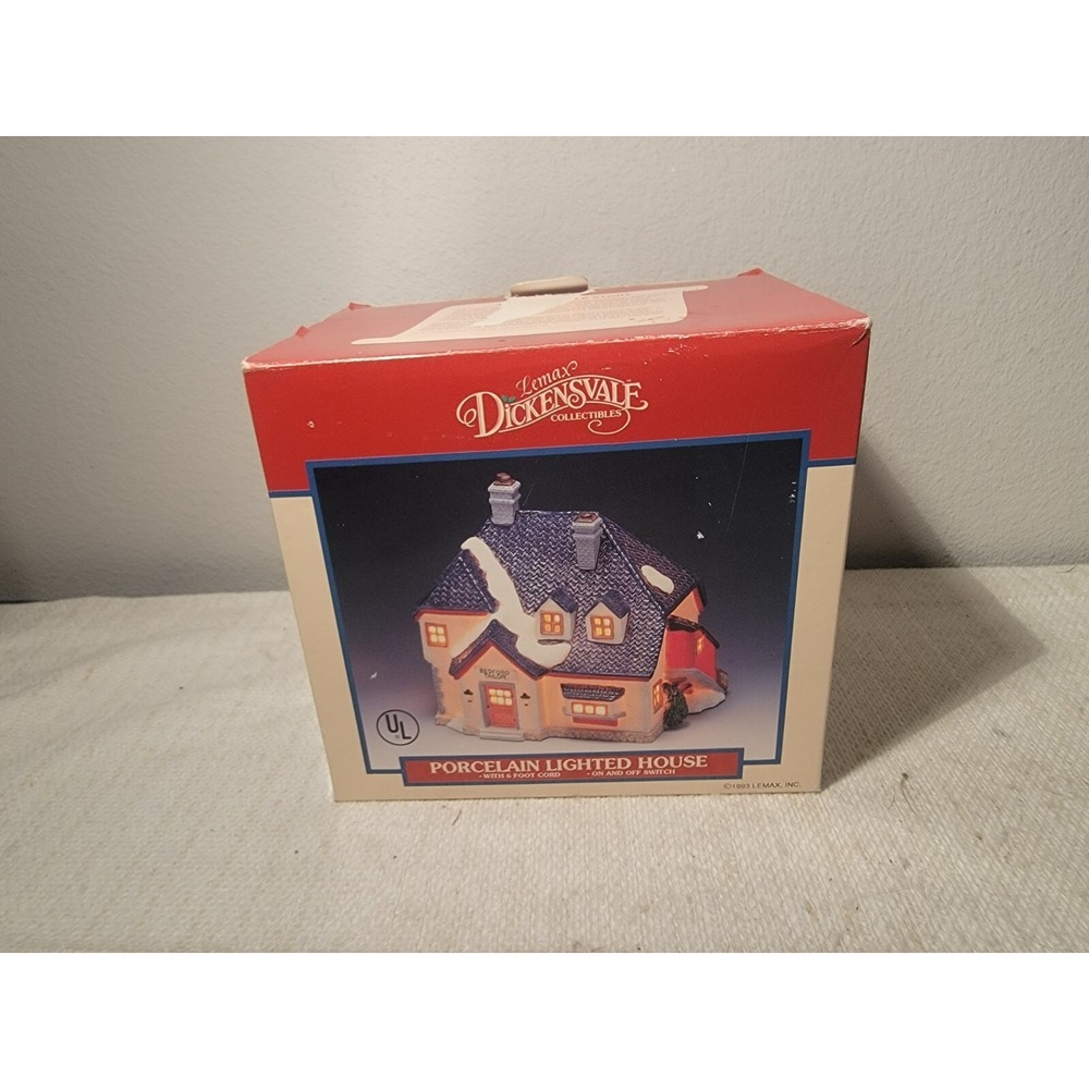 Lemax Dickensvale Collectible Porcelain Bedford Tailor House Lights Up 1993